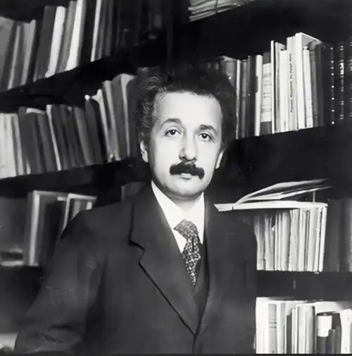 阿尔伯特·爱因斯坦