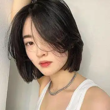 八字刘海层次感柔美短发—突显个性,彰显时尚