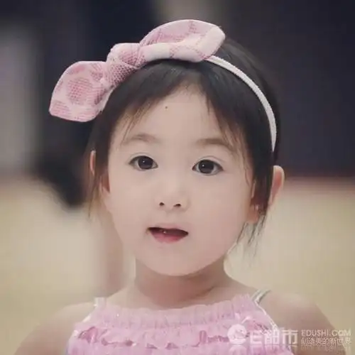 黄晓明angelababy儿子小海绵的真名叫什么 黄晓明baby结婚两周年小.