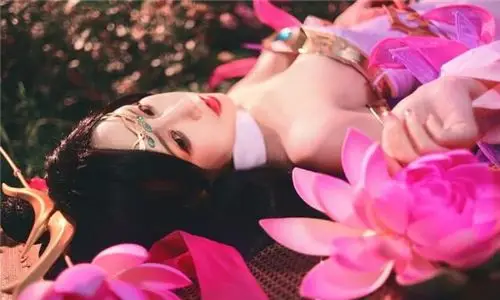 王者荣耀真人诱惑cosplay貂蝉黄瓜视频无限看