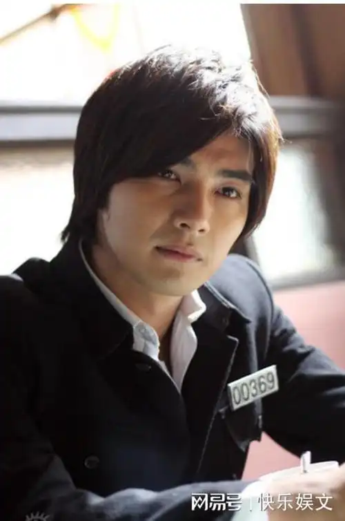 台星贺军翔案细节曝光!疑酒后与女荷官发生纠纷,惊动黑老大介入