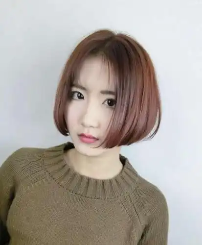 长脸的你还留着长发呢几款波波头让长脸女生更漂亮