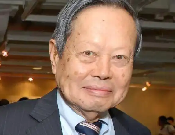 杨振宇个人资料简介 杨振宇去世是真的假的_友友