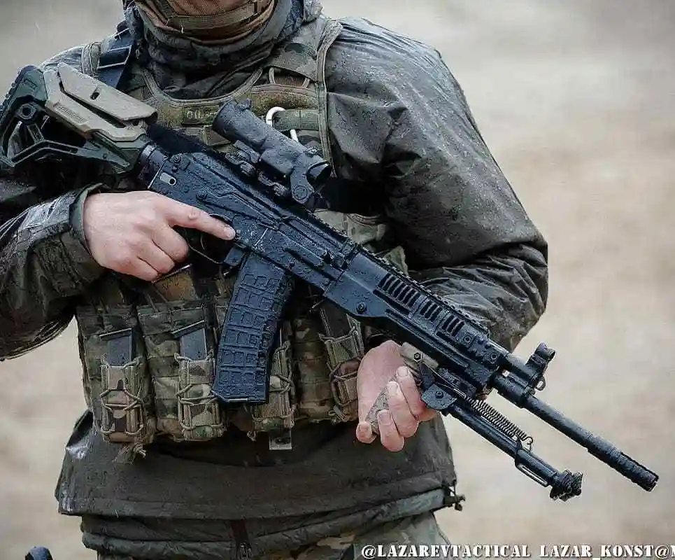 粗旷的俄国狂战士,装备竟然越来越像欧美部队