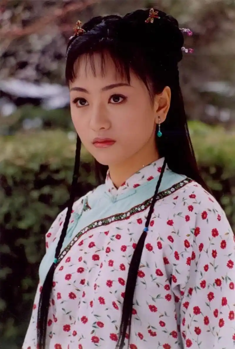 杨蓉以前的古装造型是真的美,没有过多的滤镜也很出彩#你心中的古装