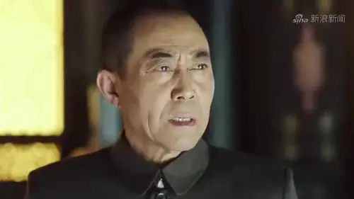 双刺:洪玲去见吴晋元商量起义,吴晋元乘机提条件,要保他女儿