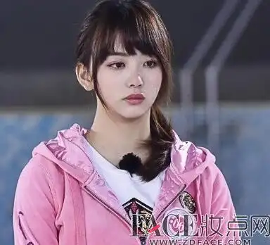 《青春有你2》孔雪儿被爆和马伯骞谈恋爱,被爆劈腿unine的嘉羿