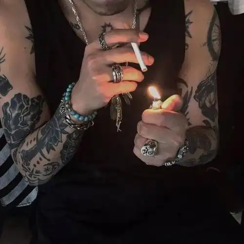 男女生性感部位头像 | 关于我爱你的高级说法!