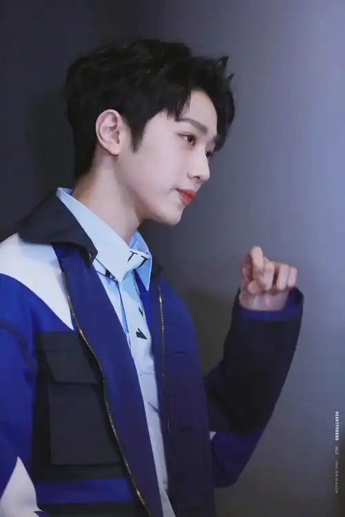 赖冠霖 - 堆糖,美图壁纸兴趣社区