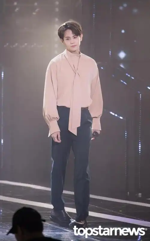 盘点打破"身高迷惑"的人气男明星 170cm拥有完美比例才是王道!