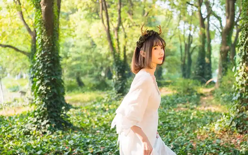 小清新森系美女高清桌面壁纸图片