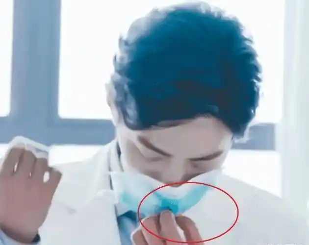 baby复工照,她"拿口罩"的姿势获称赞,肖战好好学学吧_因为_时候_动作