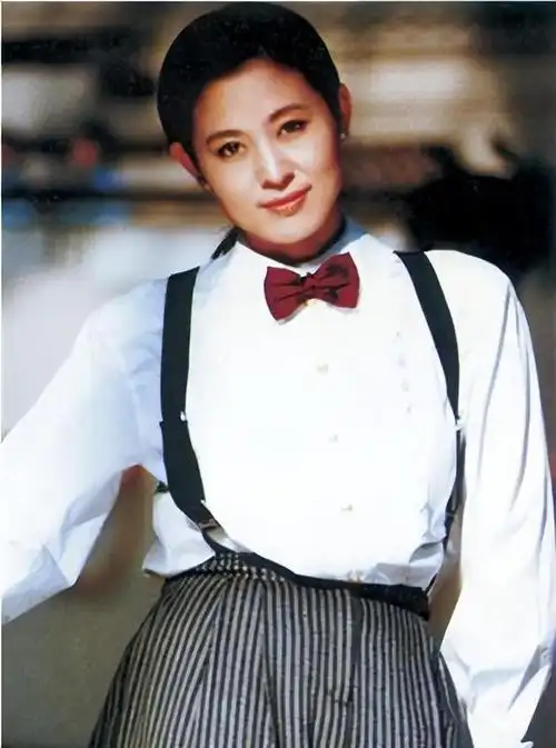 回顾:倪萍感谢陈凯歌不娶之恩,如今她儿子孝顺,丈夫是好男人