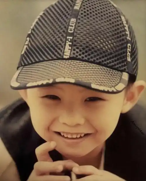 权志龙高清童年照!不看后悔系列