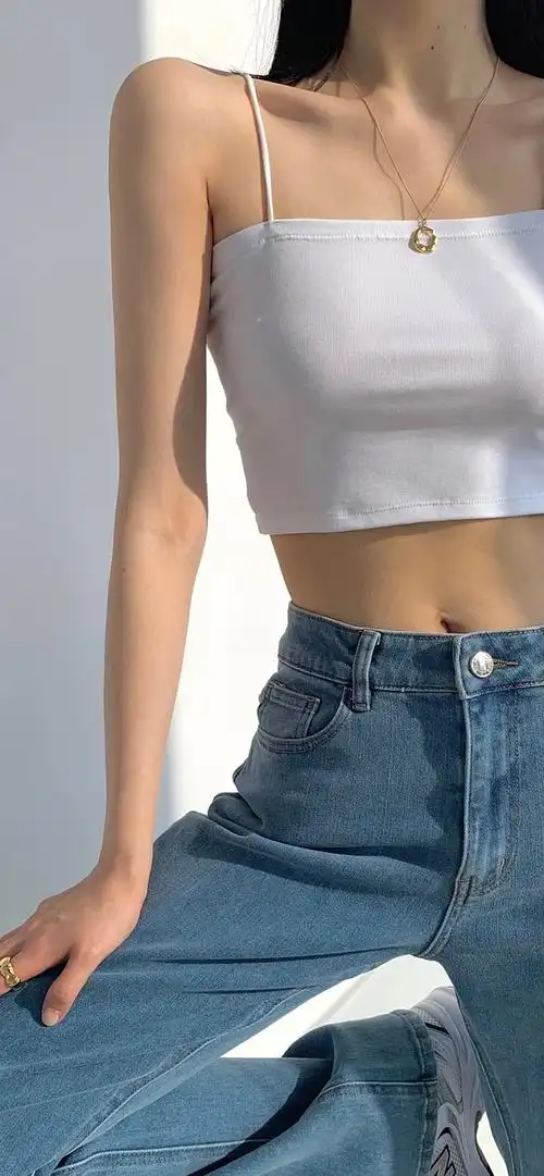 大家有没有内种身材很好的女生壁纸