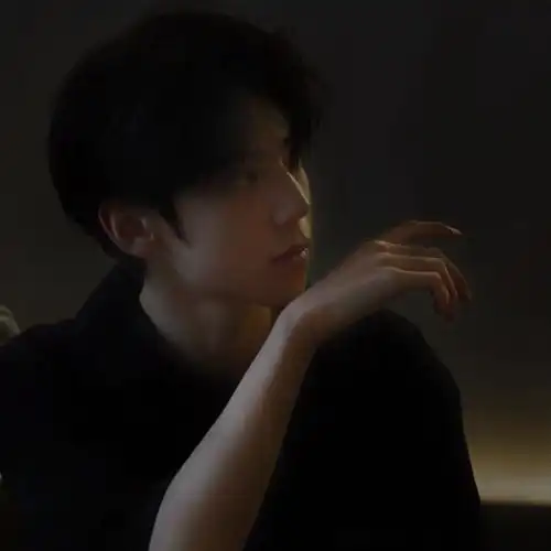 有没有很惊艳的男生头像? - 知乎