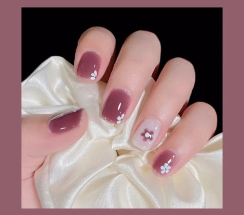 超显手白的梅子色美甲黄黑皮友好姐妹们快来冲一波