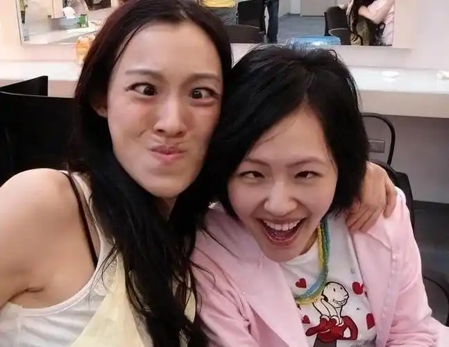 大小s发文感谢还清白,庆祝官司获赔60万被吐槽|大s|大小s|黄子佼|葛斯