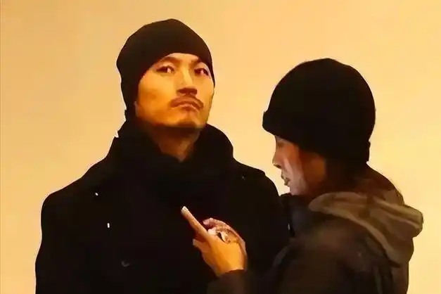 爸爸是副参谋长,家世显赫的她52岁却仍不婚不育|柯蓝|耿乐|李泉|张黎