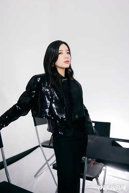 长发蛋真香漂亮姐姐李妮妮