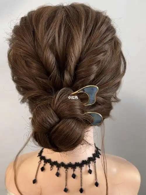 精致女人气质减龄盘发