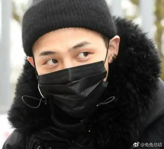 权志龙入伍服兵役平头是检验帅哥的重要标准