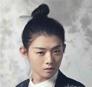 梁博_大道_首歌