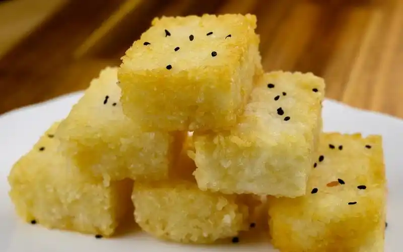 【炸糍粑】(粢饭糕,糍糕)外酥里糯,两碗剩饭的前世今生