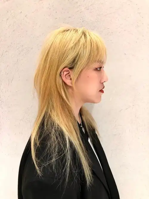 女生留狼尾长发照样帅到飞起,中长发图片,发型图片