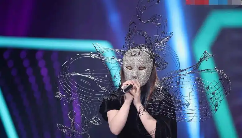 蒙面唱将:她还没开唱就被认出来,只因身体特征太明显