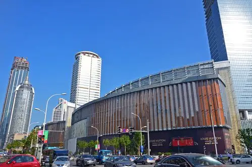 16无锡恒隆广场盛大开幕 告诉你什么叫高端洋气上档次!