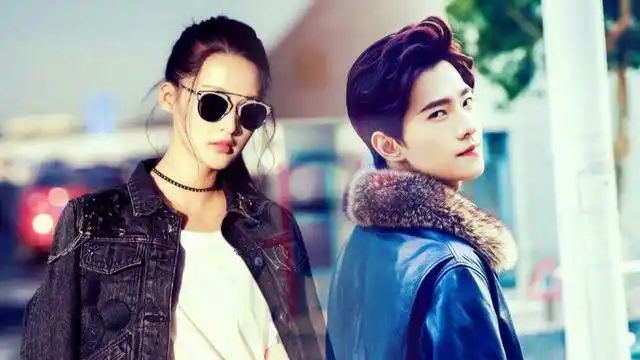 杨洋与李沁早年亲密照流出,分手多年女方竟成"最美香妃"