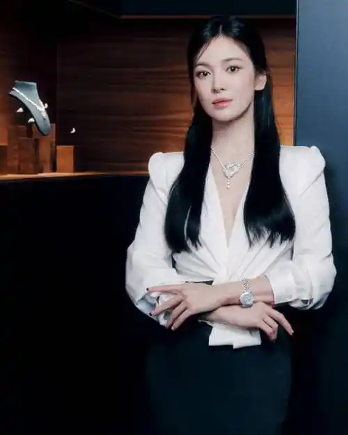 郭明东/文 版权所有mydaily禁止转载搜狐韩娱讯 韩国女艺人宋慧乔近日