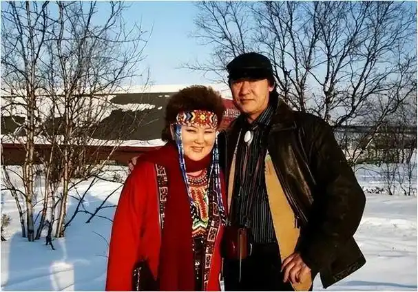 布仁巴雅尔离世5年,妻子仍在悲痛之中,三个儿女的坚持让人感动