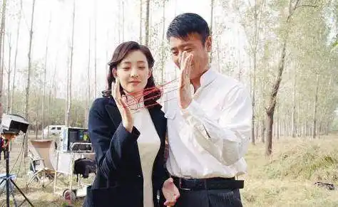 于和伟:曾与"素颜女神"王丽坤传绯闻,大器晚成终成"视帝"_小时候_母亲