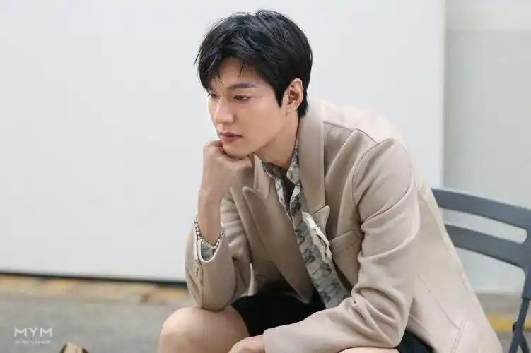 李敏镐  #韩剧  #高甜韩剧  #韩剧控  想在哥哥鼻梁上滑滑梯,想在