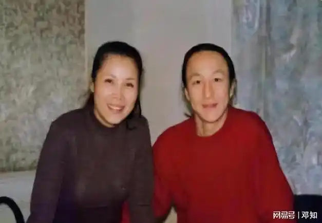 如今,58岁的田震与丈夫张卫宁共同居住在