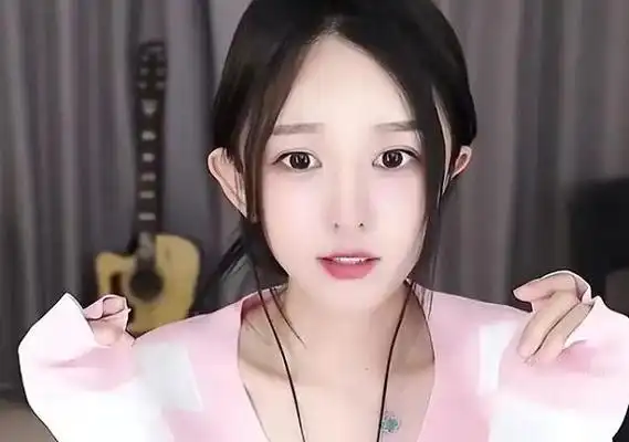 虎牙女主播林七七