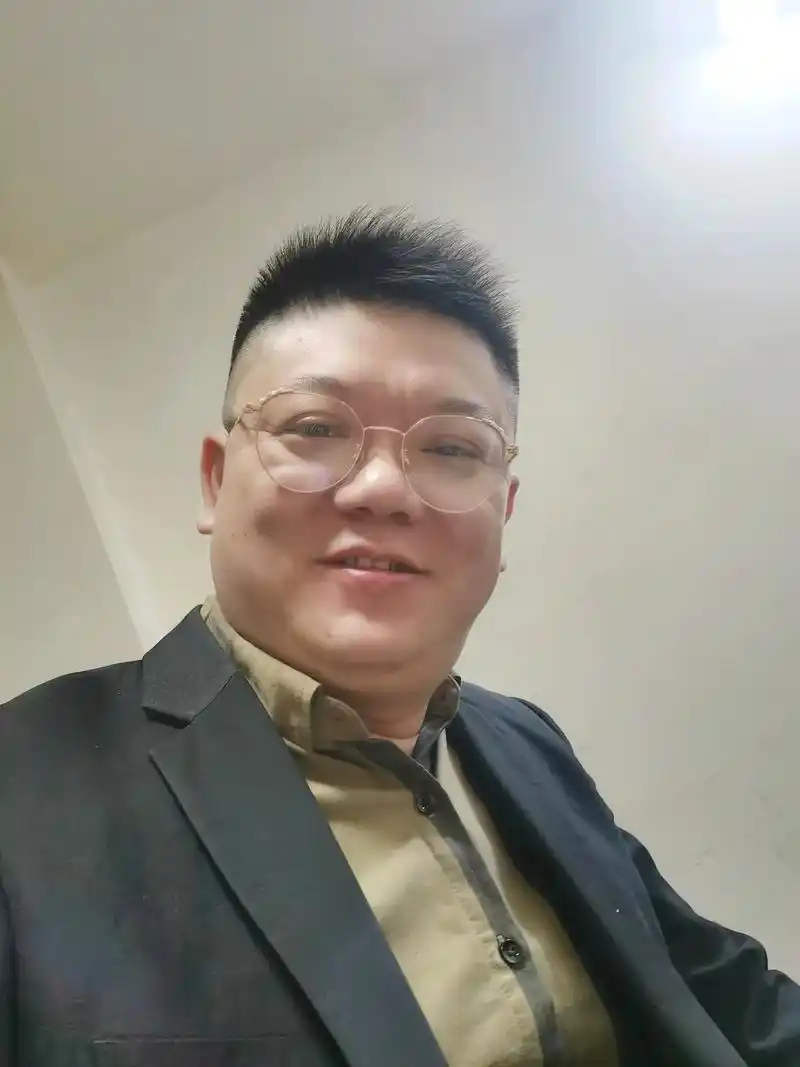 眼镜系列  男人决不认输#音乐分享 #喜欢的点个赞 #共同 - 抖音