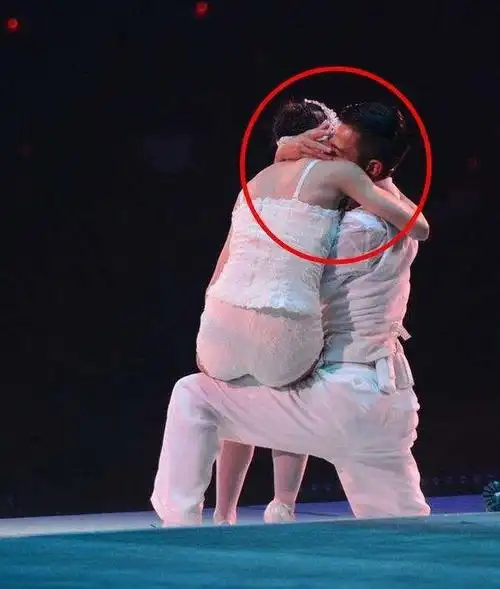 刘德华的御用灵魂舞伴赖文慧别人根本请不到