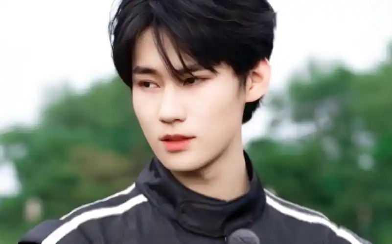 【张真源】可爱笨笨的赛车手