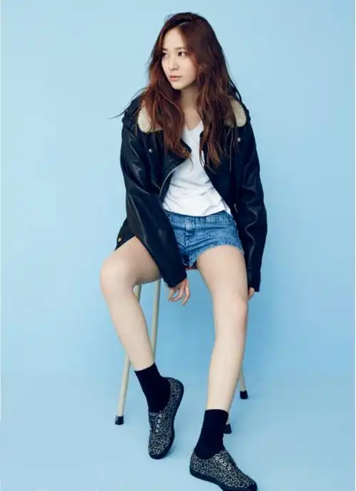 郑秀晶虽然有着高傲的外表但是却有着让人无法拒绝的魅力