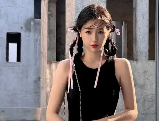 周冬雨怀孕还分手?虞书欣被pc男星害惨了?李易峰出事后首次露面?