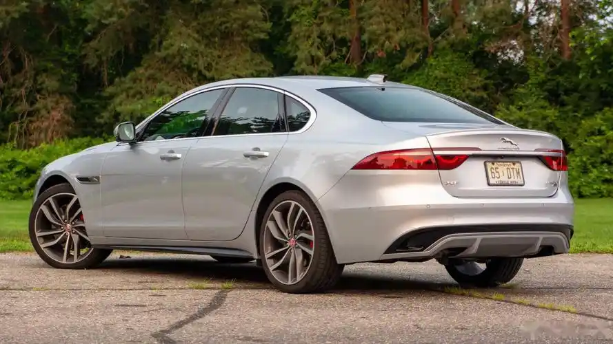 近日,据外媒最新报道称,捷豹(jaguar)已决定停产xe,xf和f-type,_捷豹