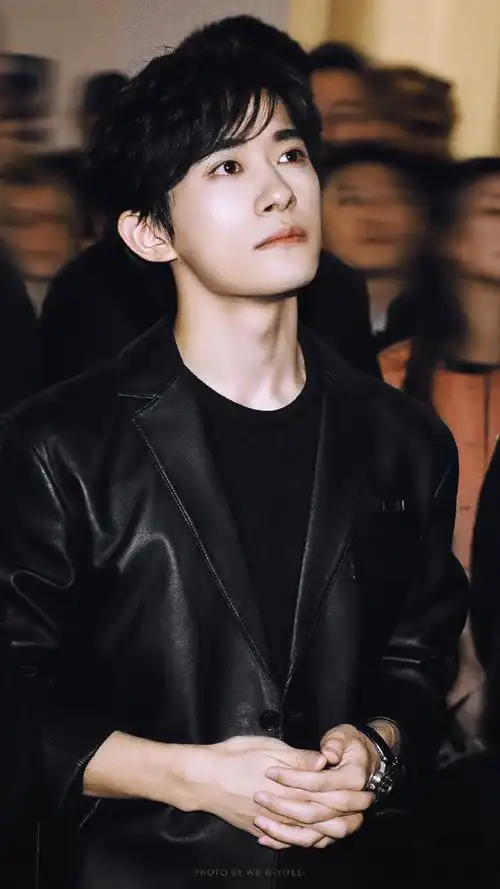 易烊千玺积家全球代言人