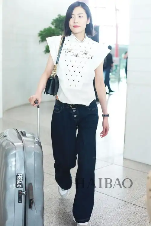 女明星们私服大盘点老爹鞋成为造型首选