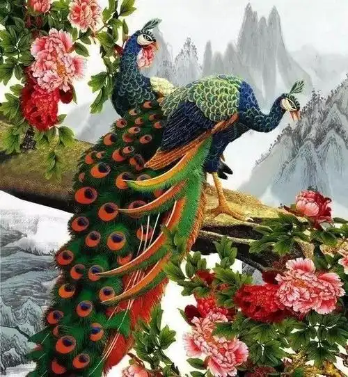 孔雀展屛与怒放的牡丹相映成彰,大富大贵,是一幅精美,吉祥的风水字画