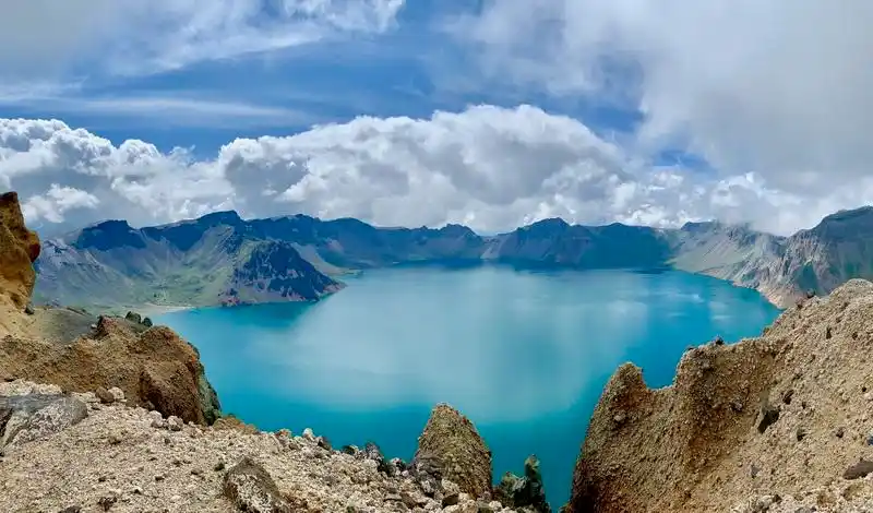 长白山天池 李霞/摄