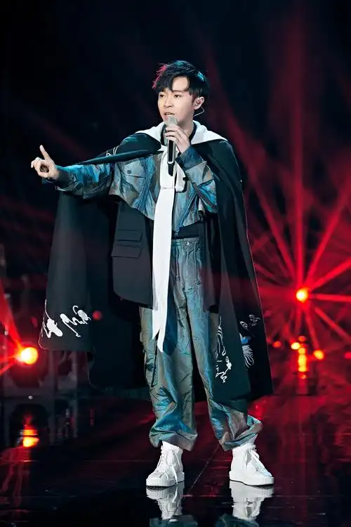 吴青峰《歌手》2019第十一期《花田错》歌手舞台首唱京剧