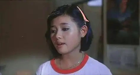 14岁出道,22岁跻身顶流,巅峰时声名狼藉,她说:为什么要忘掉?